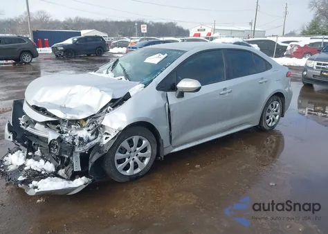 2022 Toyota Corolla Le z USA, uszkodzony, nr VIN 5YFEPMAE6NP370644